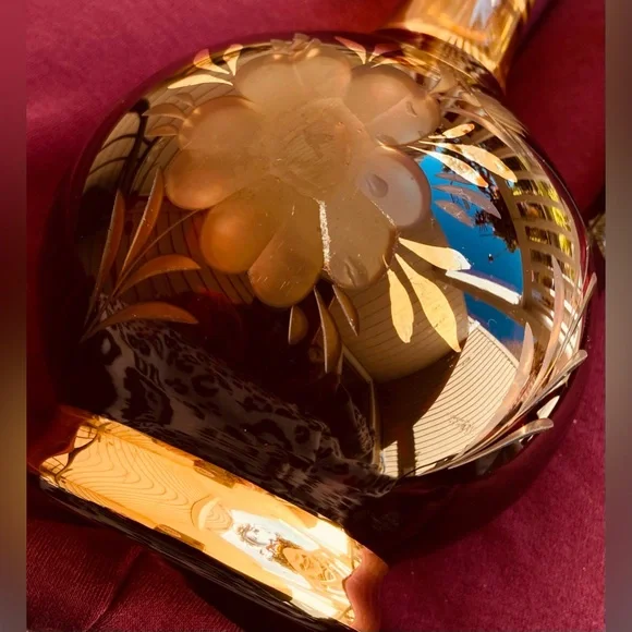 Old Etched & Gilded Mini Red Amber Glass Decanter/ Handle Beautiful Starburst🪻&✨ - Picture 11 of 16